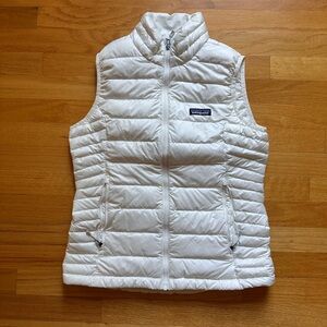 Patagonia Women's Down Sweater™ Vest size small white